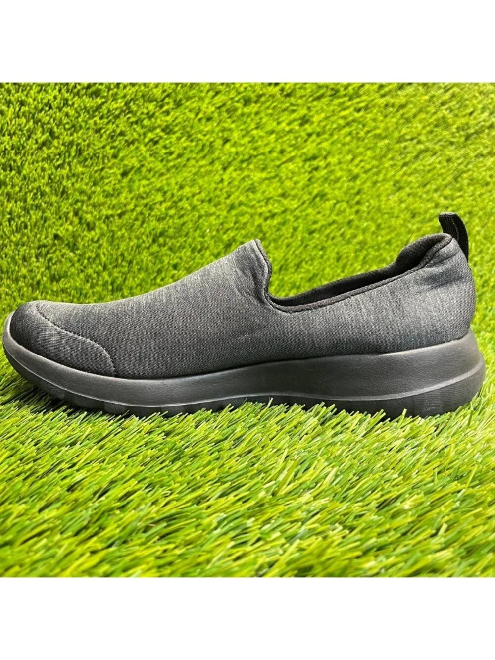 Skechers Go Walk Joy Womens Size 7 Black Athletic Walking Slip On Shoes Sneakers
